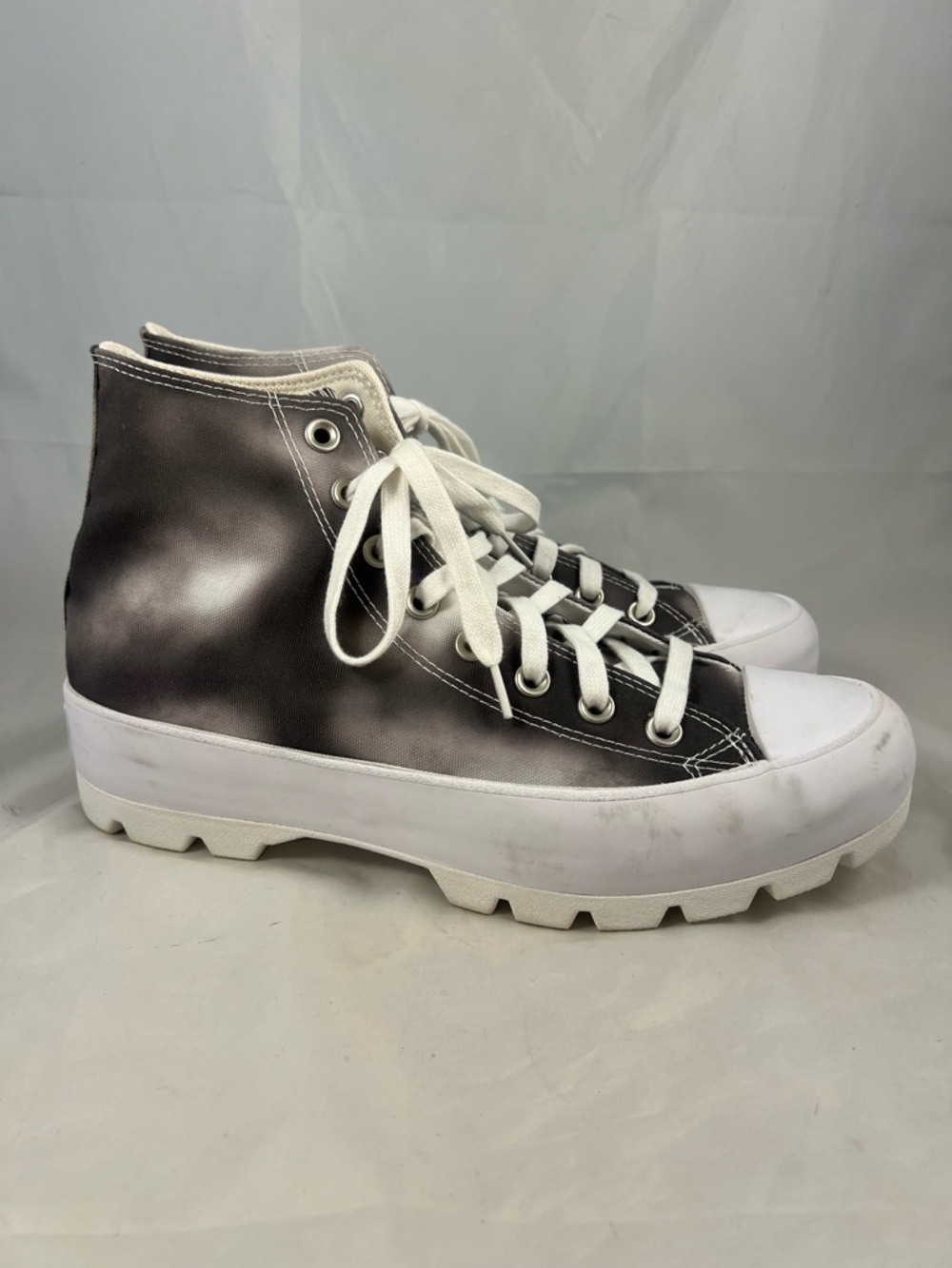 Converse Women’s Chuck Taylor All Star Lugged Dark Grey Tie Dye size 10.5